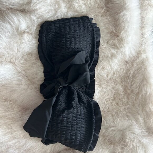 Bikini top - Smocked Ruffle Design With Front tie - Picture 3 of 3